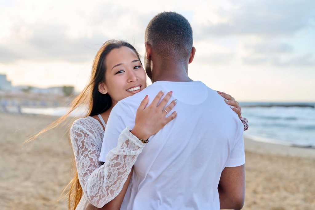 Dating, Flirten und Partnersuche in Ostfriesland: Der große Ratgeber für Singles zwischen Nordseeküste, Tanzfläche und Teestube