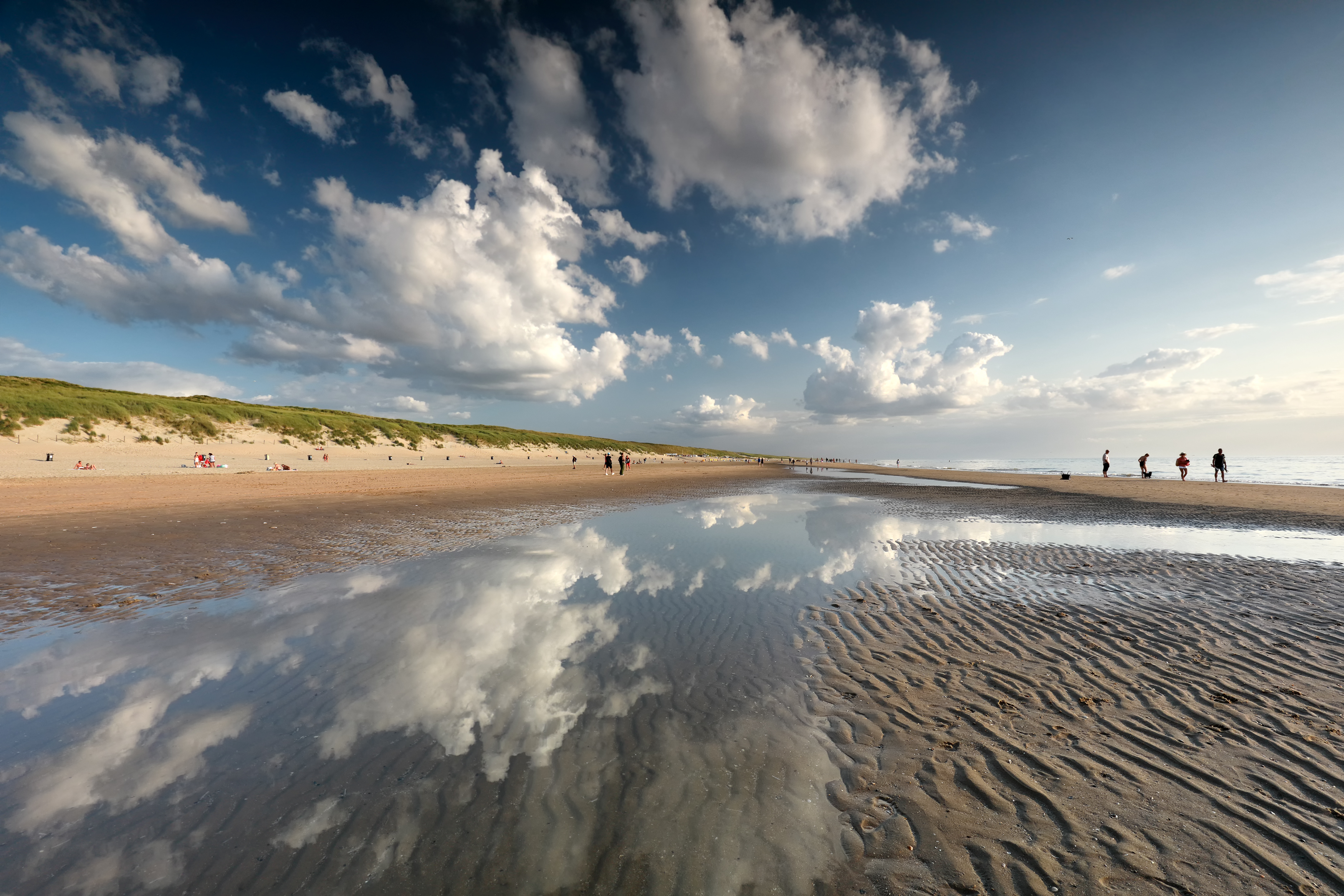 Urlaub an der niederländischen Nordseeküste: Die 3 besten Orte zum Übernachten und mögliche Tagesausflüge