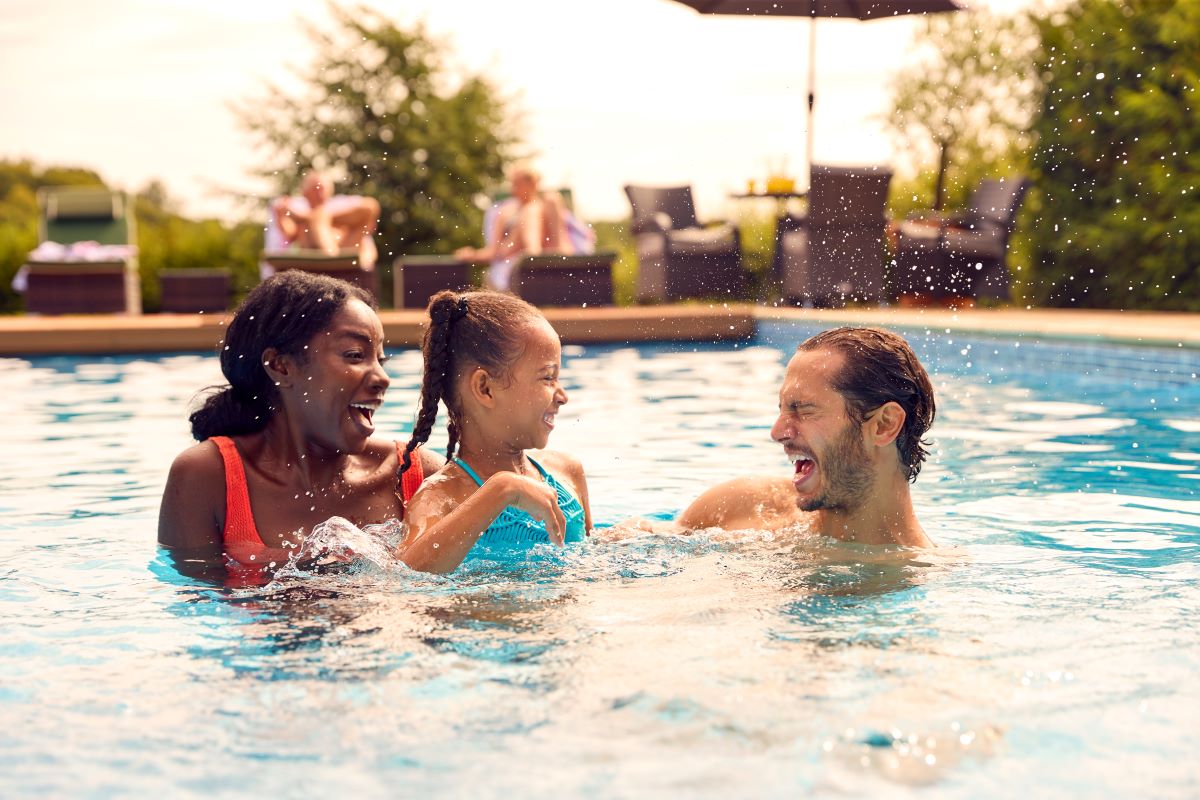Freibad-Knigge: Mit diesen Tipps entspannen Sie entspannt du